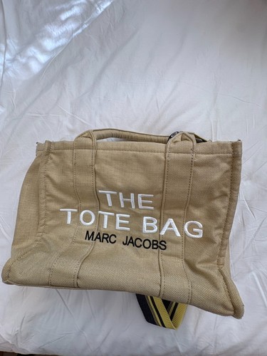 Marc jacobs the medium tote - jacobs,