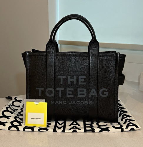Bnwt marc jacobs medium - marc, black