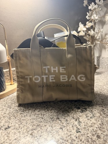 Marc jacobs the tote - marc,