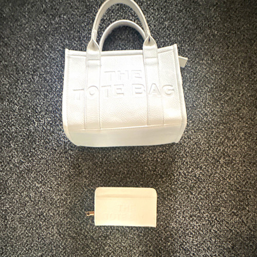 Marc jacobs the tote - jacobs,